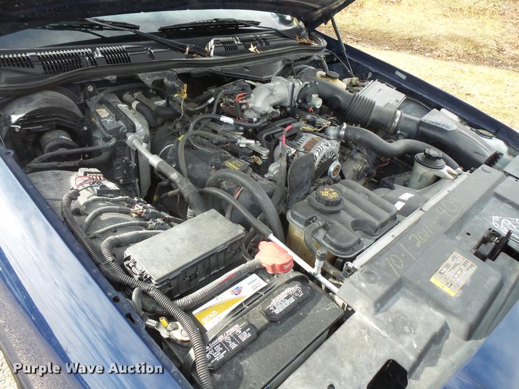 image for item L3629 2010 Ford Crown Victoria Police Interceptor