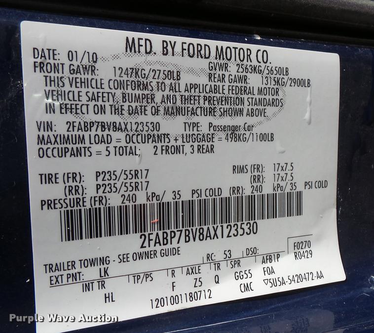 image for item L3629 2010 Ford Crown Victoria Police Interceptor