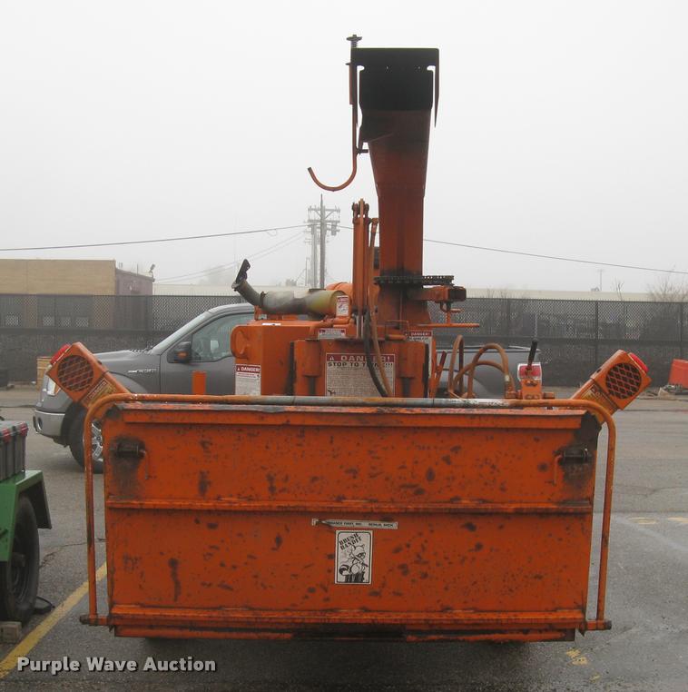 image for item L3934 Bandit 250XP chipper