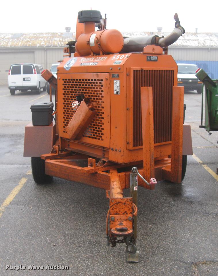 image for item L3934 Bandit 250XP chipper