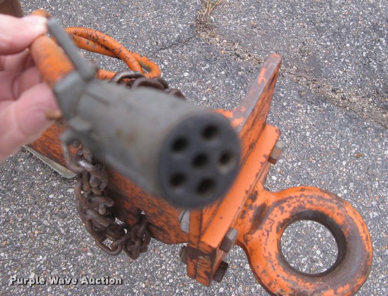 image for item L3934 Bandit 250XP chipper