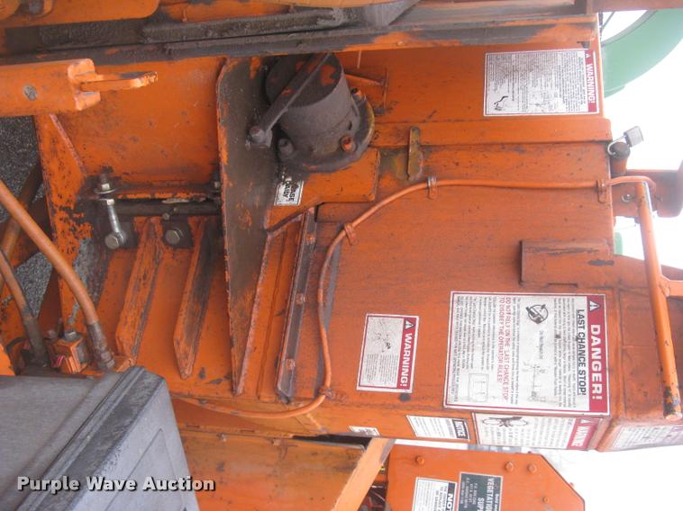 image for item L3934 Bandit 250XP chipper