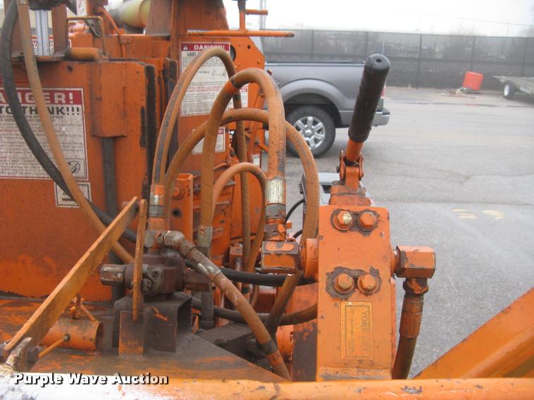 image for item L3934 Bandit 250XP chipper