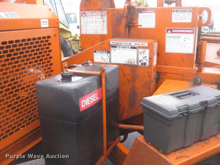 image for item L3934 Bandit 250XP chipper