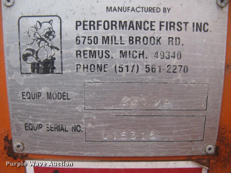 image for item L3934 Bandit 250XP chipper