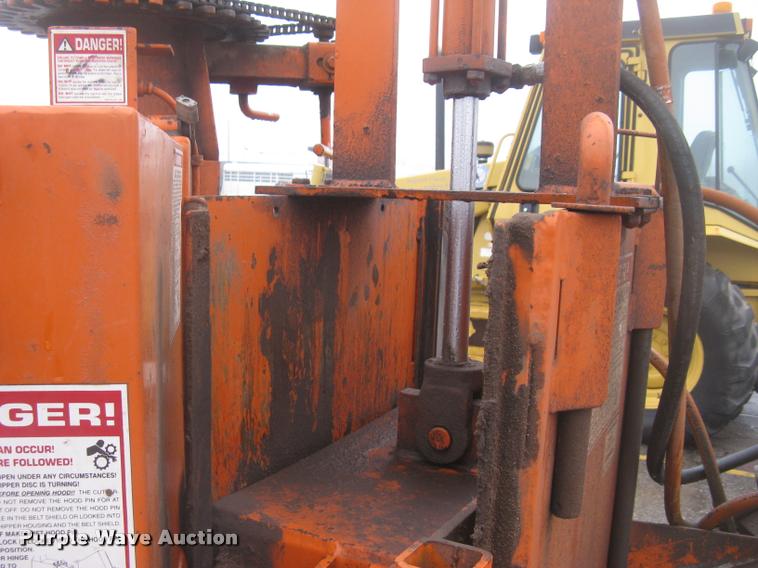 image for item L3934 Bandit 250XP chipper