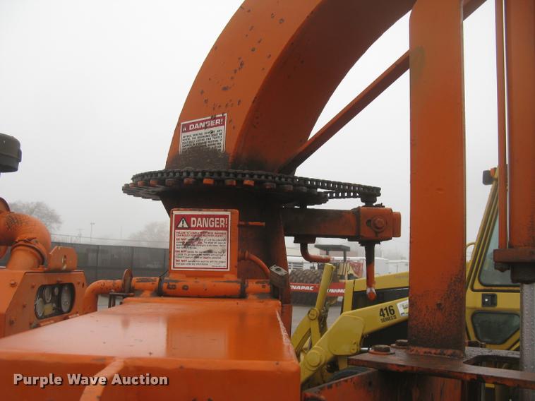 image for item L3934 Bandit 250XP chipper