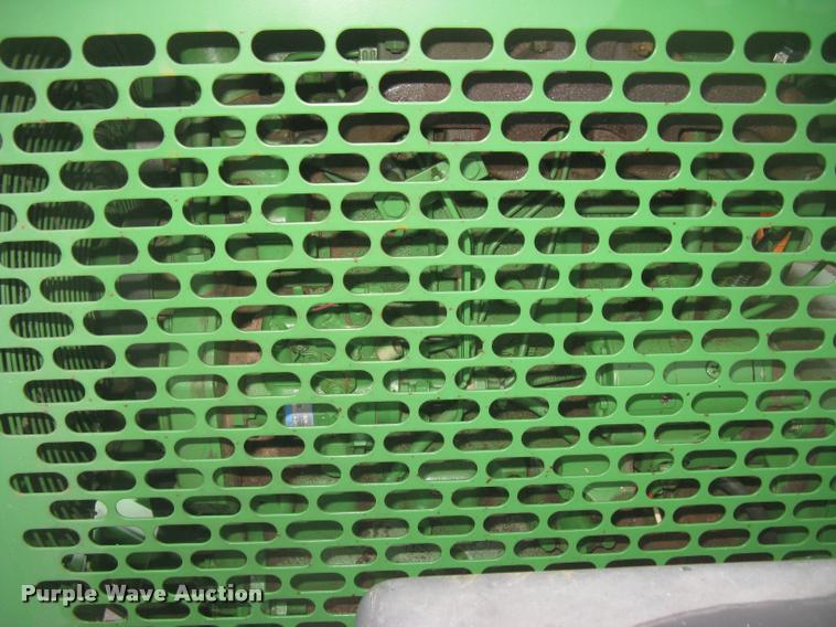 image for item L3935 2000 Bandit 250XP chipper