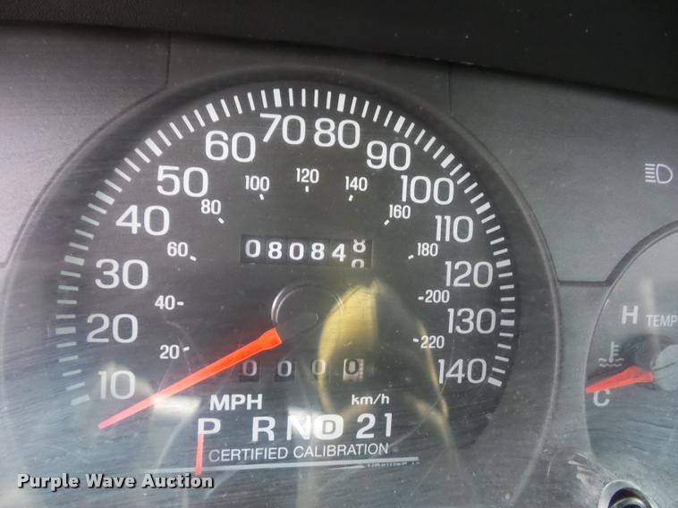 image for item L4502 2005 Ford Crown Victoria Police Interceptor