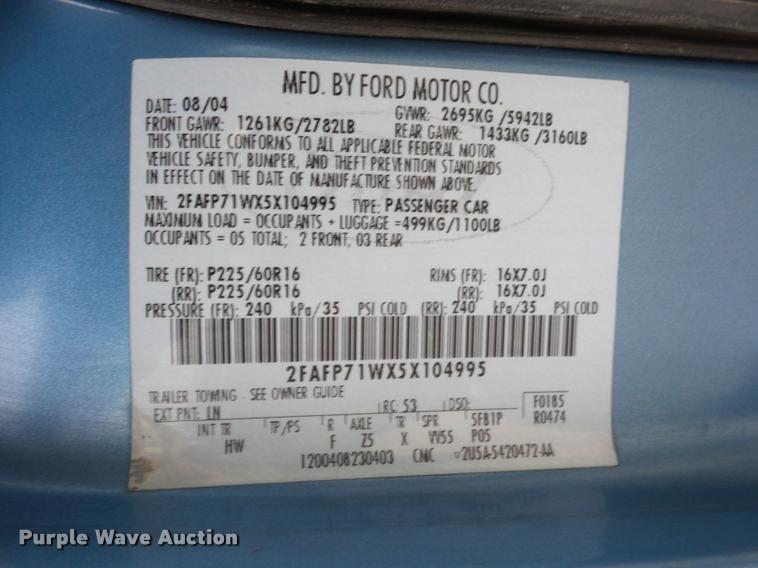 image for item L4502 2005 Ford Crown Victoria Police Interceptor