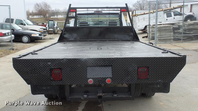 image for item L4504 1997 Ford F450 Super Duty flatbed truck