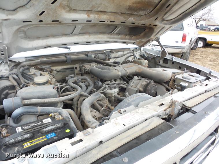 image for item L4504 1997 Ford F450 Super Duty flatbed truck