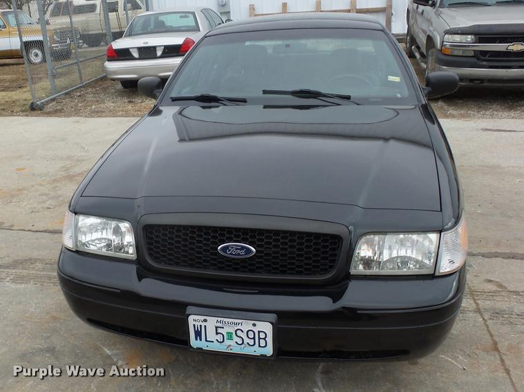 image for item L4505 2008 Ford Crown Victoria Police Interceptor