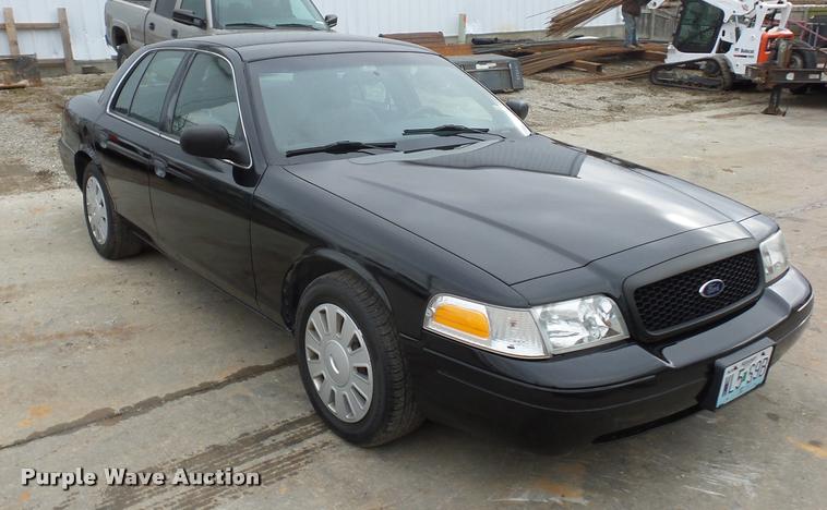 image for item L4505 2008 Ford Crown Victoria Police Interceptor