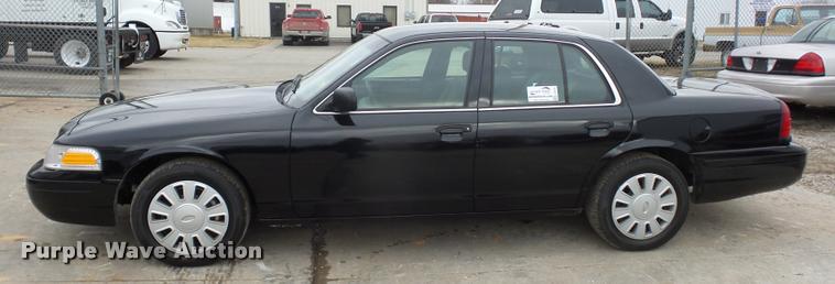 image for item L4505 2008 Ford Crown Victoria Police Interceptor