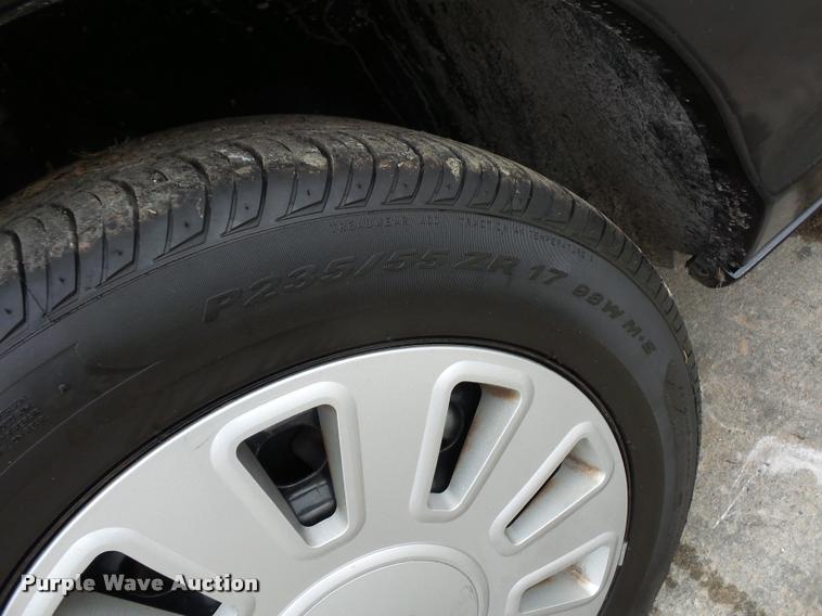 image for item L4505 2008 Ford Crown Victoria Police Interceptor