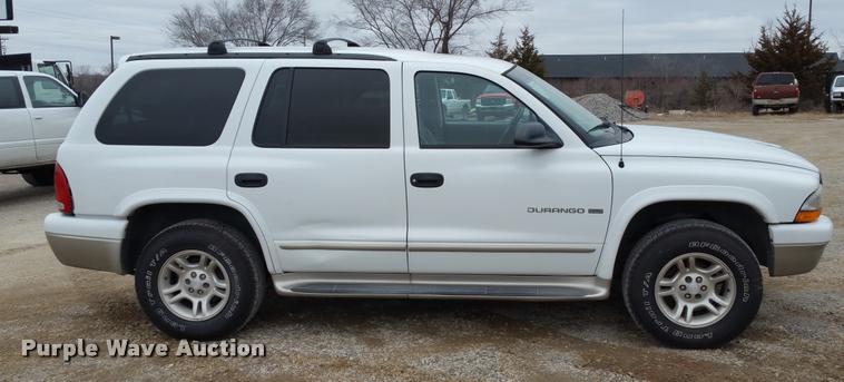 image for item L4510 2001 Dodge Durango SUV
