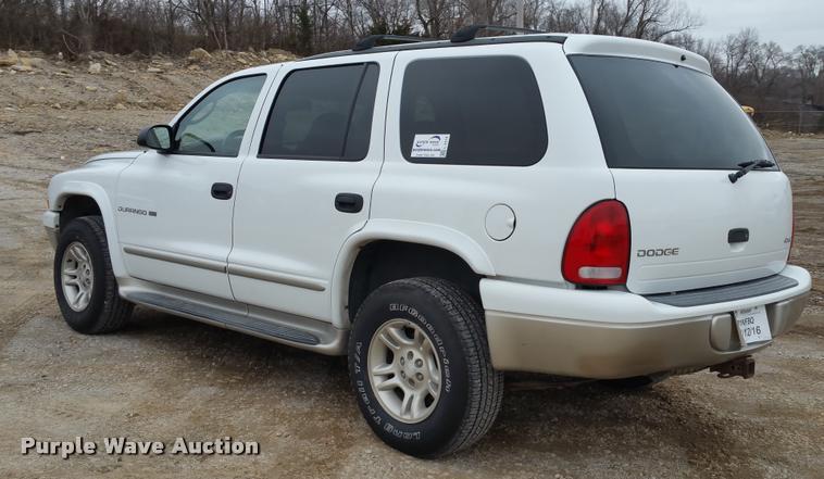 image for item L4510 2001 Dodge Durango SUV