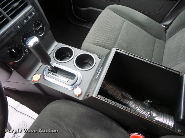 image for item L4511 2010 Ford Explorer SUV