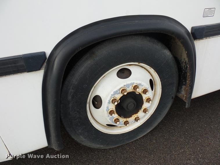 image for item L4669 2006 Blue Bird school bus