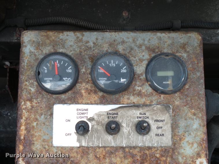 image for item L4669 2006 Blue Bird school bus