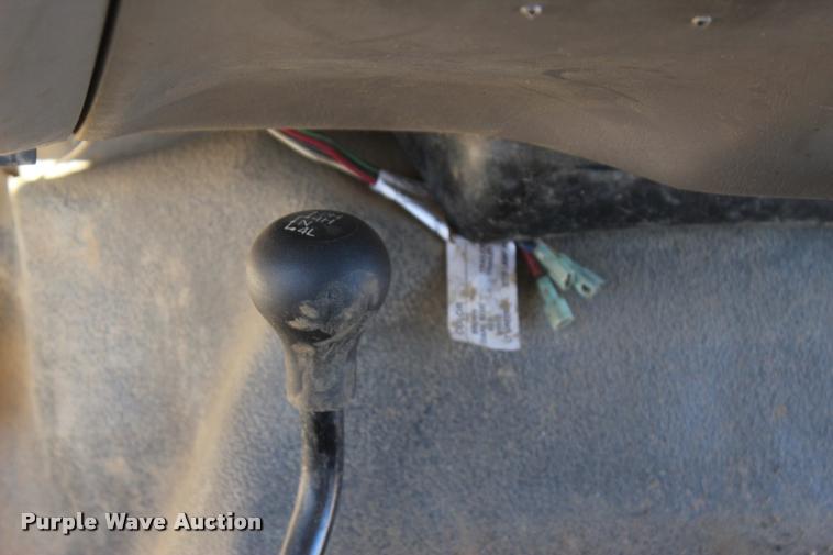 image for item L4922 2004 Ford F250 Super Duty Crew Cab pickup truck