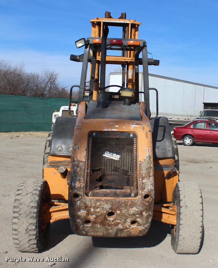 image for item L4953 Case 586G rough terrain forklift
