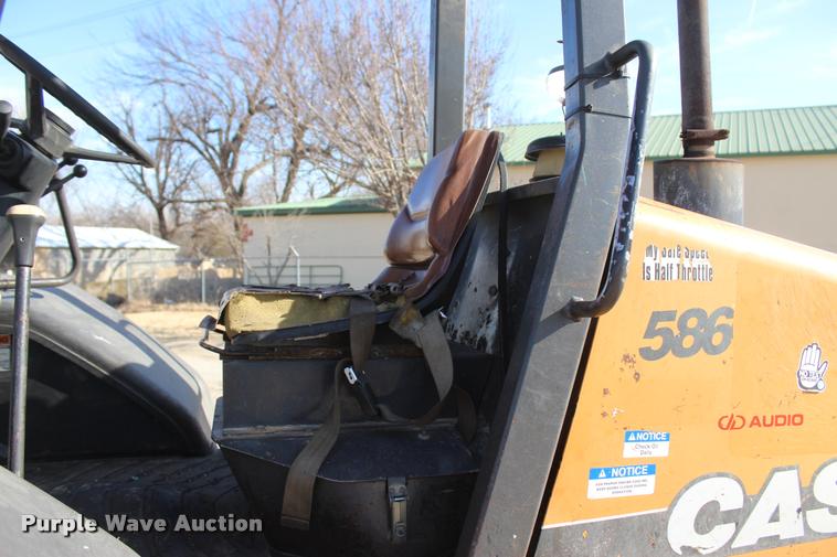 image for item L4953 Case 586G rough terrain forklift