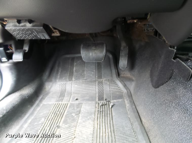 image for item L7220 2011 Ford Crown Victoria Police Interceptor