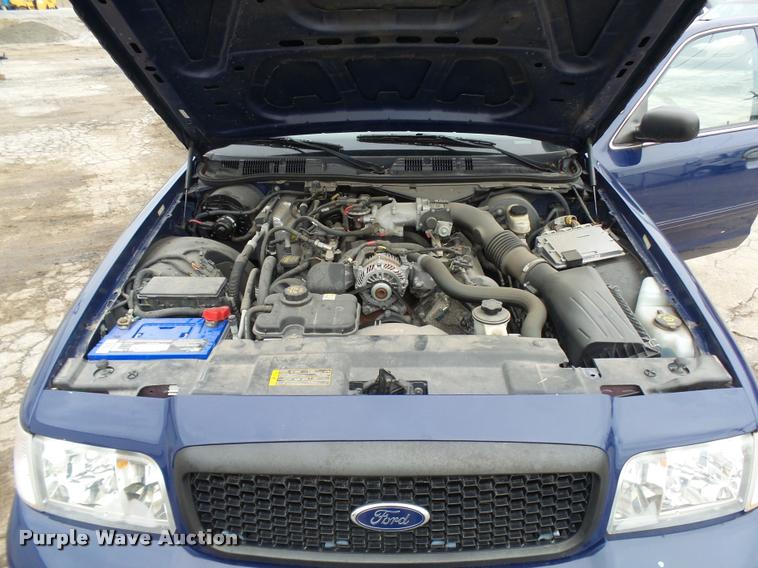 image for item L7220 2011 Ford Crown Victoria Police Interceptor