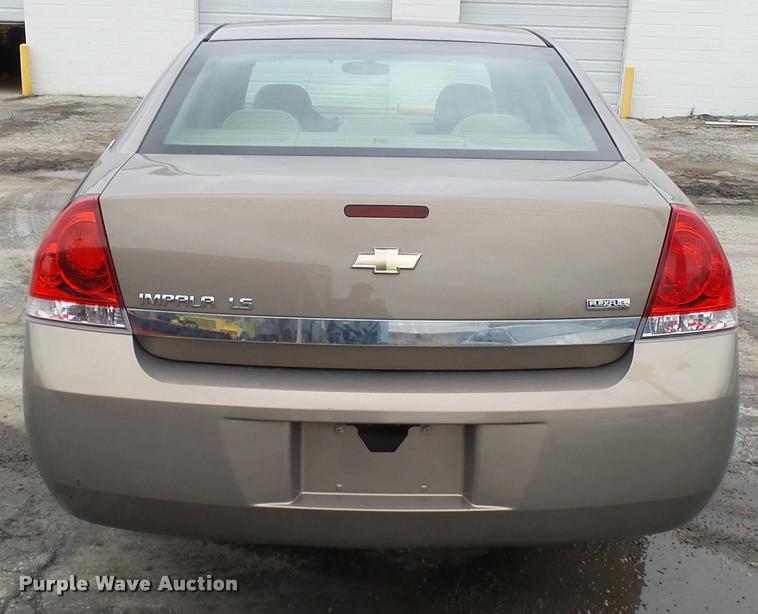 image for item L7221 2007 Chevrolet Impala LS