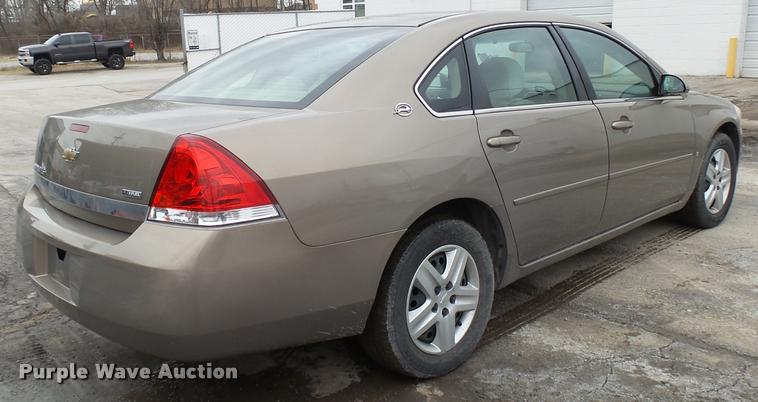 image for item L7221 2007 Chevrolet Impala LS