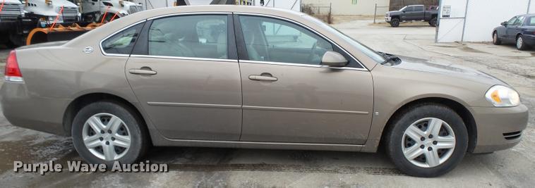 image for item L7221 2007 Chevrolet Impala LS