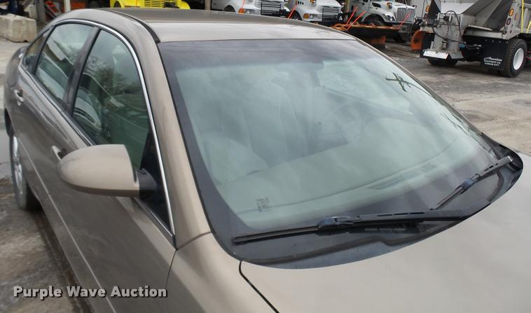 image for item L7221 2007 Chevrolet Impala LS