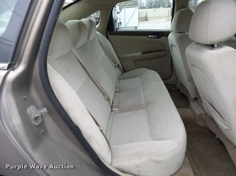 image for item L7221 2007 Chevrolet Impala LS