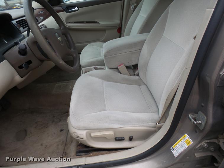 image for item L7221 2007 Chevrolet Impala LS