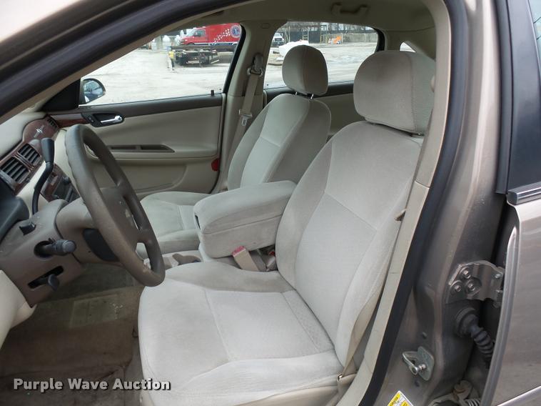 image for item L7221 2007 Chevrolet Impala LS