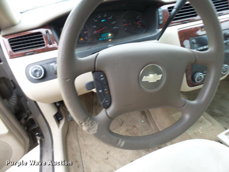 image for item L7221 2007 Chevrolet Impala LS