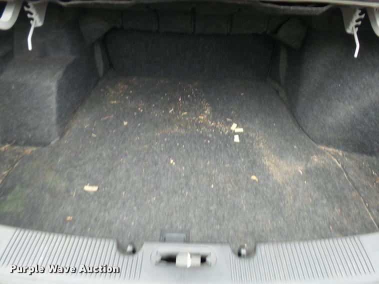 image for item L7222 2001 Ford Taurus