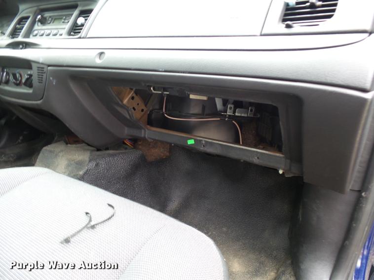 image for item L7223 2011 Ford Crown Victoria Police Interceptor