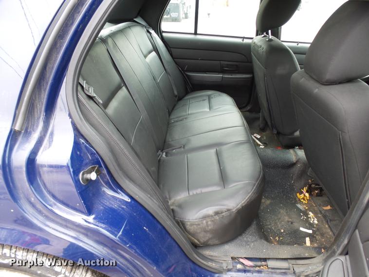 image for item L7223 2011 Ford Crown Victoria Police Interceptor