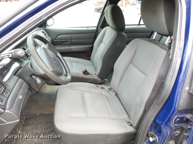 image for item L7223 2011 Ford Crown Victoria Police Interceptor