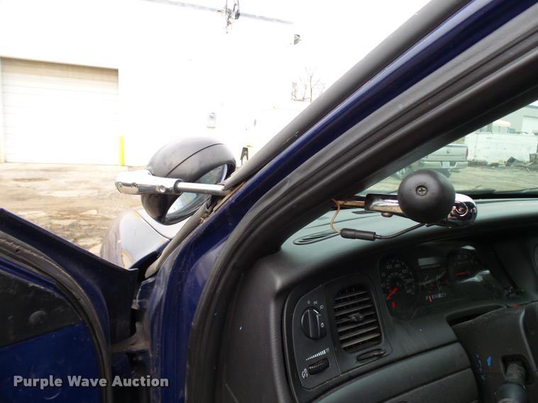 image for item L7223 2011 Ford Crown Victoria Police Interceptor