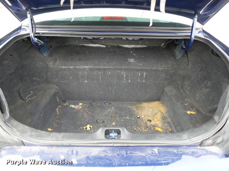 image for item L7223 2011 Ford Crown Victoria Police Interceptor