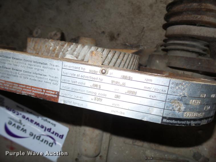 image for item L7235 Cummins Super 250 diesel engine