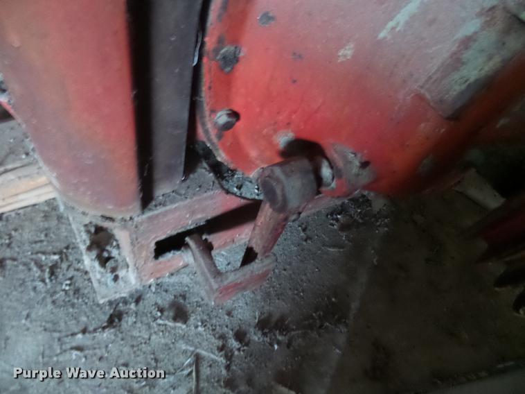 image for item L7237 Detroit Diesel 471 diesel engine