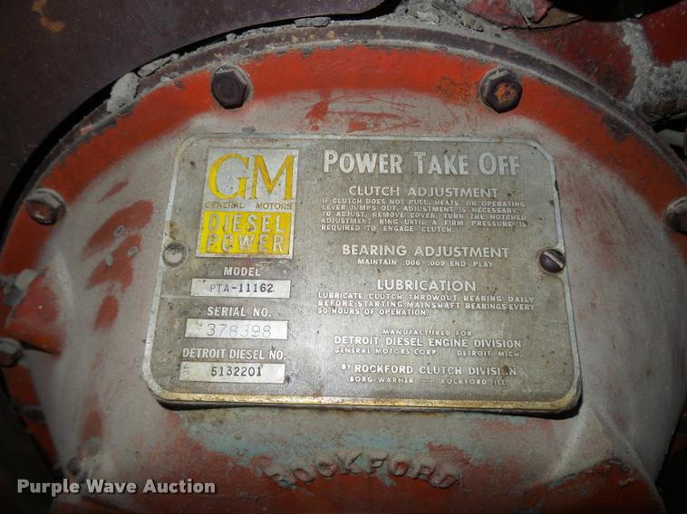 image for item L7237 Detroit Diesel 471 diesel engine