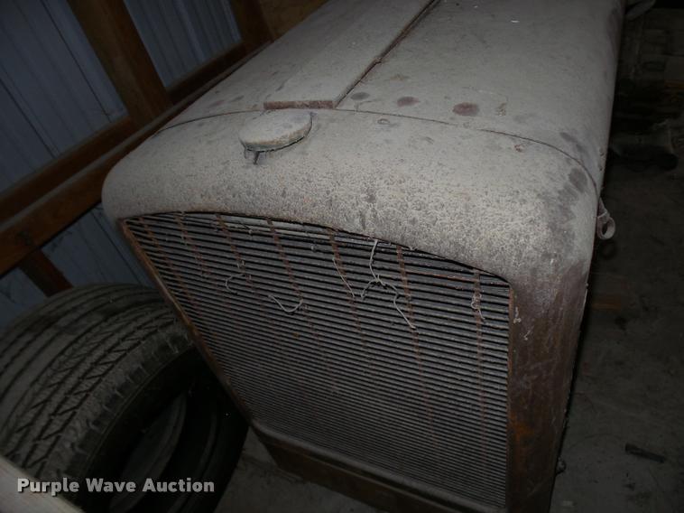 image for item L7237 Detroit Diesel 471 diesel engine