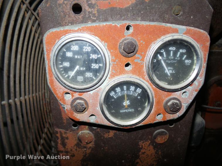 image for item L7237 Detroit Diesel 471 diesel engine