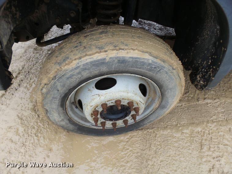 image for item L7238 2008 Ford F450 Super Duty XL flatbed truck